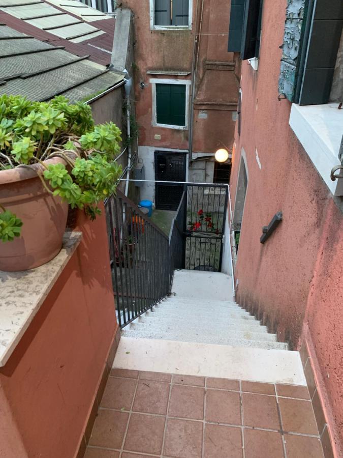 Romantic Enchantment With Private Bathroom Veneţia Exterior foto